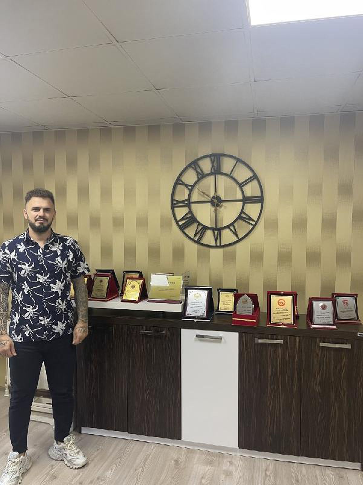 Rusya'da eğitim alan Anıl Koçer, memleketinde baba mesleğini devraldı