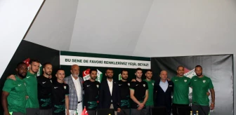 Bursaspor yeni transferleri için toplu imza töreni düzenledi