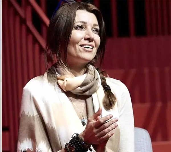 Elif Şafak'ın cinsel yönelimi şaşırttı Elif Şafak'ın cinsel yönelimi şaşırttı