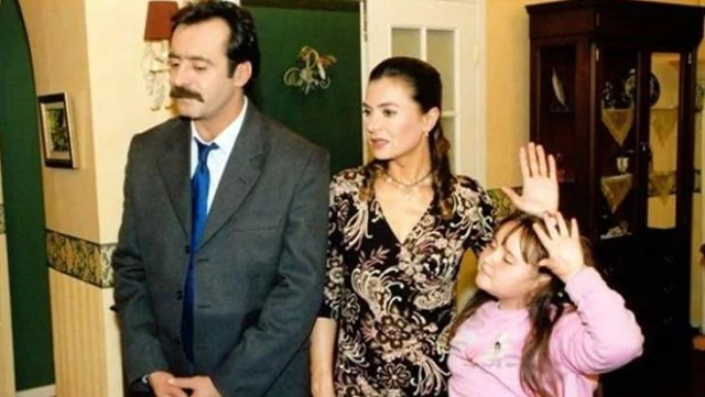 En Son Babalar Duyar dizisinin çocuk oyuncusu Jale Azaklı Özkan, anne oldu! Verdiği pozlarla isminden kelam ettirmeye başladı