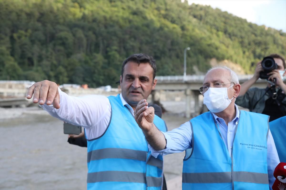 Sel bölgesine giden Kılıçdaroğlu'ndan hükümete 'afet bölgesi' teşekkürü! Bir de mağdurlar için isteği var