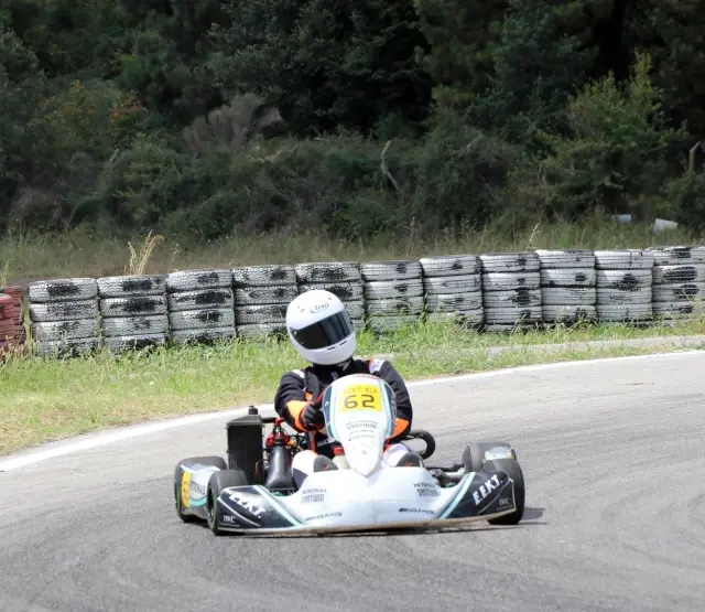 kocaeli de otomobil ve karting yarislari heye 5 14330975 o