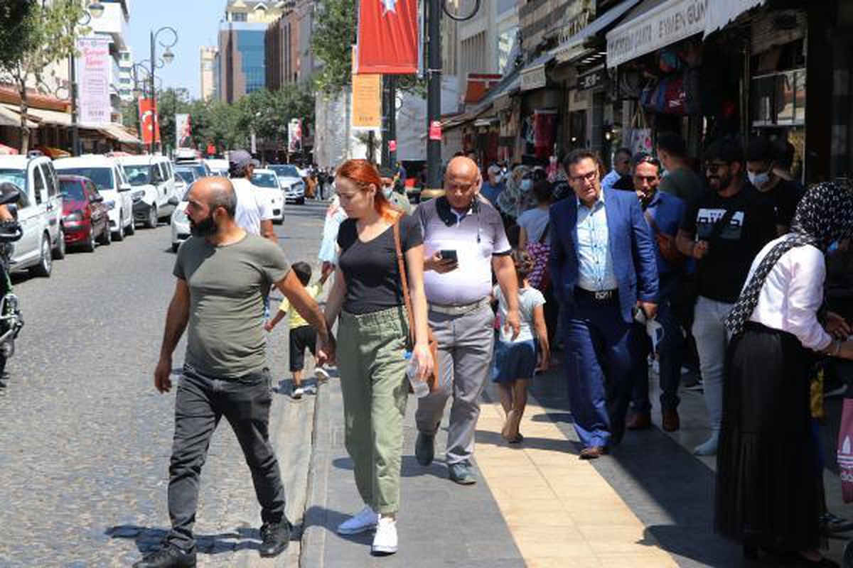 'Pandemiyi kontrol altına alamazsak hastalanmaya devam ederiz' - Vimarsana News