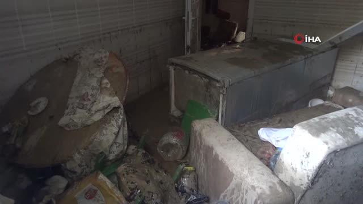 Yaşlı çift sel dehşetini korku dolu gözlerle anlattı