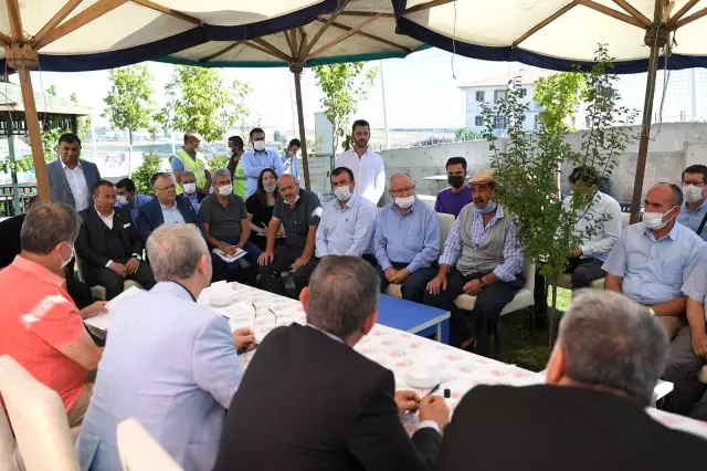 ABB Başkanı Yavaş, Pursaklar'da esnaf, vatandaş ve muhtarlarla buluştu