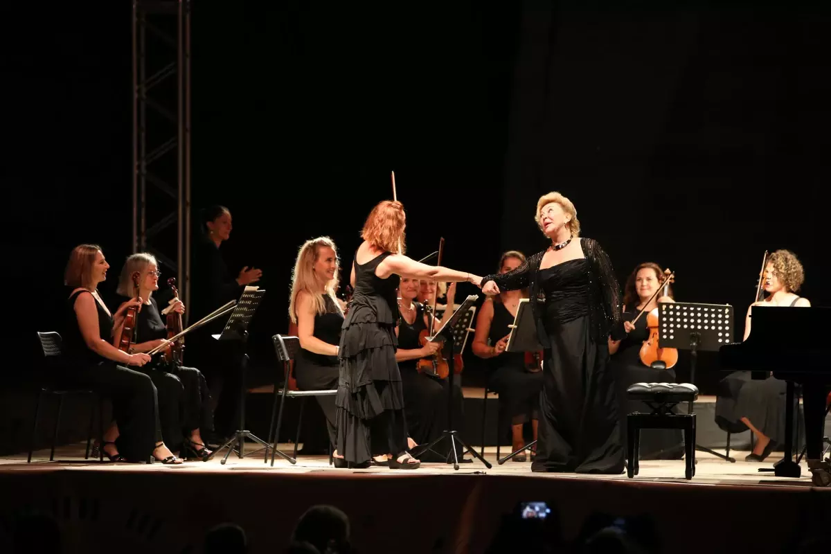 Gözde turizm merkezi Bodrum'da uluslararası müzik festivaliyle kulakların pası siliniyor