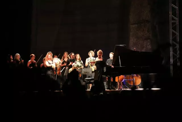 Gözde turizm merkezi Bodrum'da uluslararası müzik festivaliyle kulakların pası siliniyor