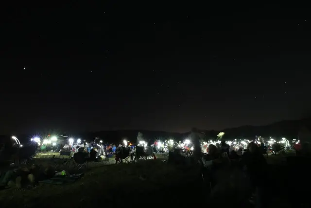 Karacabey Longozu'nda 2 bin kişi meteor yağmurunu izledi