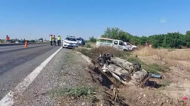 Son dakika haberi: Otomobil su kanalına devrildi: 2 ölü, 2 yaralı