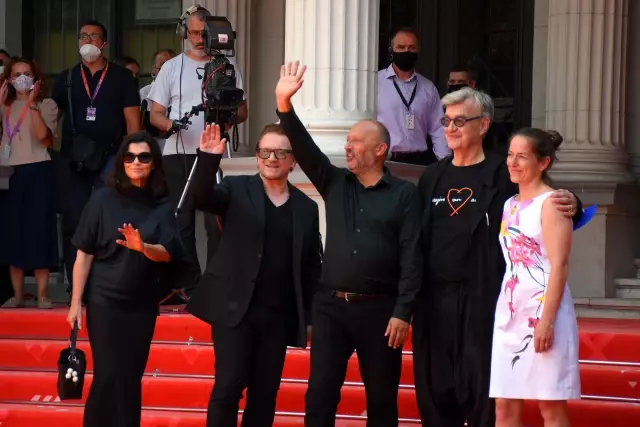 SARAYBOSNA - Saraybosna Film Festivali'nin onur konuğu dünyaca ünlü şarkıcı Bono Vox oldu