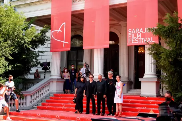 SARAYBOSNA - Saraybosna Film Festivali'nin onur konuğu dünyaca ünlü şarkıcı Bono Vox oldu