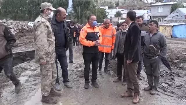 Son dakika... Sarıkamış ilçesindeki selde ilk belirlemelere göre 40 ev ile 6 araç hasar gördü