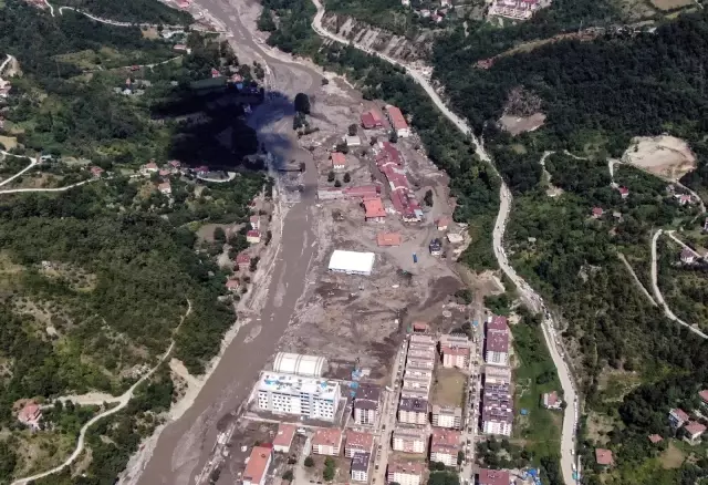 Tarihi afetten yeni görüntüler! Bozkurt, enkaz yığınına döndü