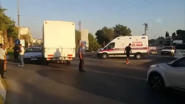 Söke'de kamyonet ile çarpışan otomobildeki 2 kişi yaralandı