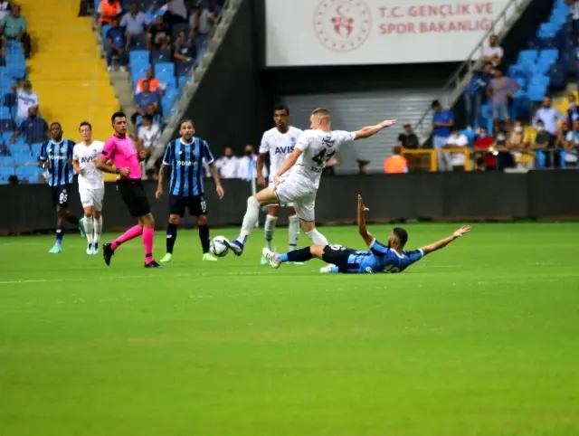 Harika Lig: Adana Demirspor: 0 Fenerbahçe: 0 (İlk yarı)