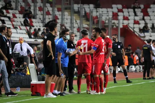 Süper Lig: FT Antalyaspor: 1- Göztepe: 1 (Maç sonucu)