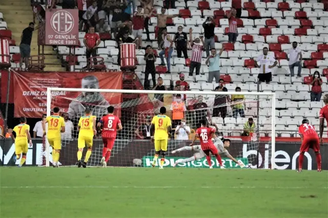 Süper Lig: FT Antalyaspor: 1- Göztepe: 1 (Maç sonucu)