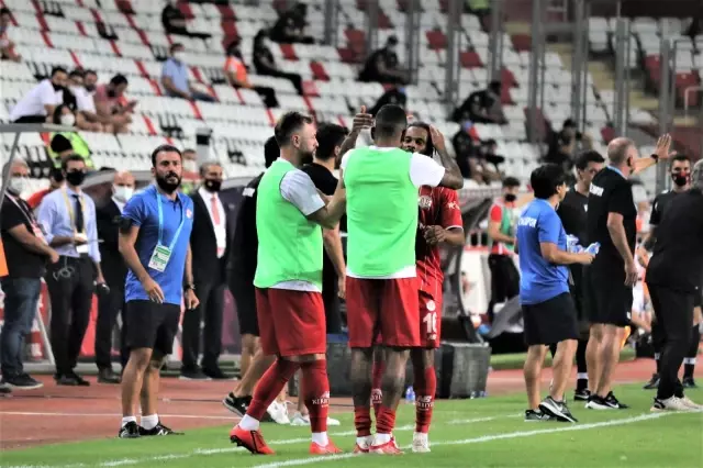 Süper Lig: FT Antalyaspor: 1- Göztepe: 1 (Maç sonucu)