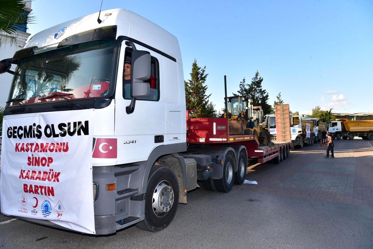 Tuzla Belediyesi, felaketin yaşandığı iller için seferber oluyor