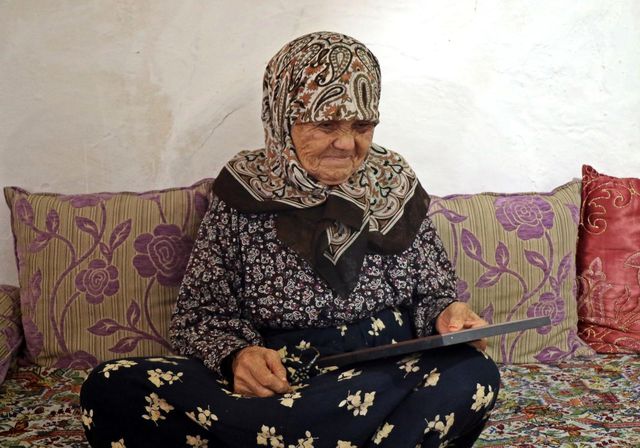 90 yasinda yuzunde tarihin izlerini tasiyor 5 14334394 o