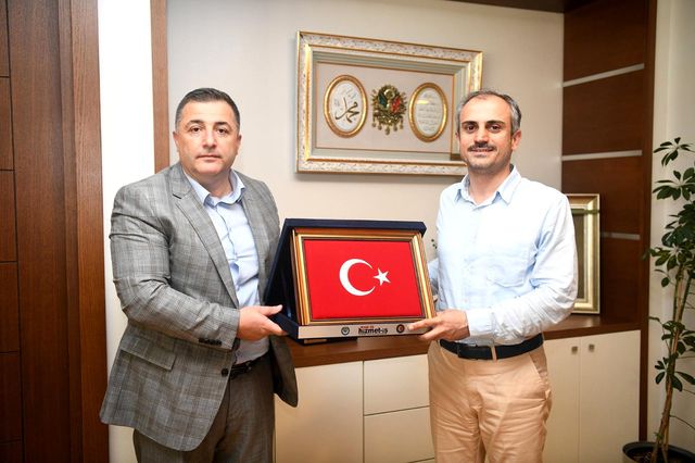 kadrolu iscilerin toplu is sozlesmesi imzalan 2 14334522 o
