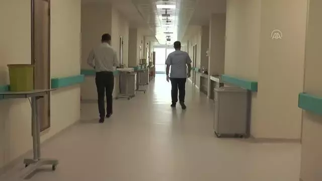Kritik eşiği atlatan Kovid-19 hastaları aşı olmamanın pişmanlığını yaşıyor