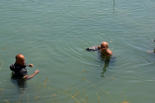 Son dakika! Irmakta yüzen yaşlı adam polisi alarma geçirdi