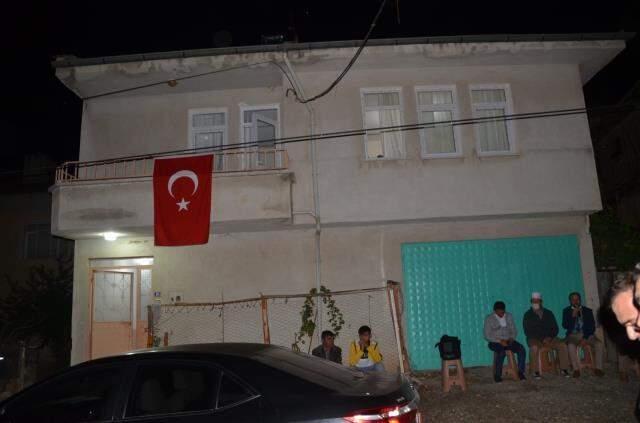 Pençe-Şimşek Operasyonu'ndan yürek parçalayan haber! Bir askerimiz şehit oldu Pençe-Şimşek Operasyonu'ndan yürek parçalayan haber! Bir askerimiz şehit oldu