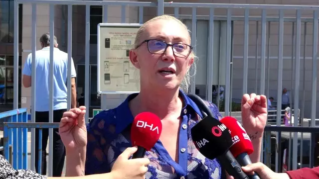 Kavga görüntüleri gündem olan Güllü suç duyurusunda bulundu: Benim ve kızımla alakalı taciz durumu var Kavga görüntüleri gündem olan Güllü suç duyurusunda bulundu: Benim ve kızımla alakalı taciz durumu var