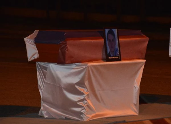 Son Dakika | Uçak kazasında hayatını kaybeden Rus mürettebatın cenazeleri, merasimle ülkelerine uğurlandı