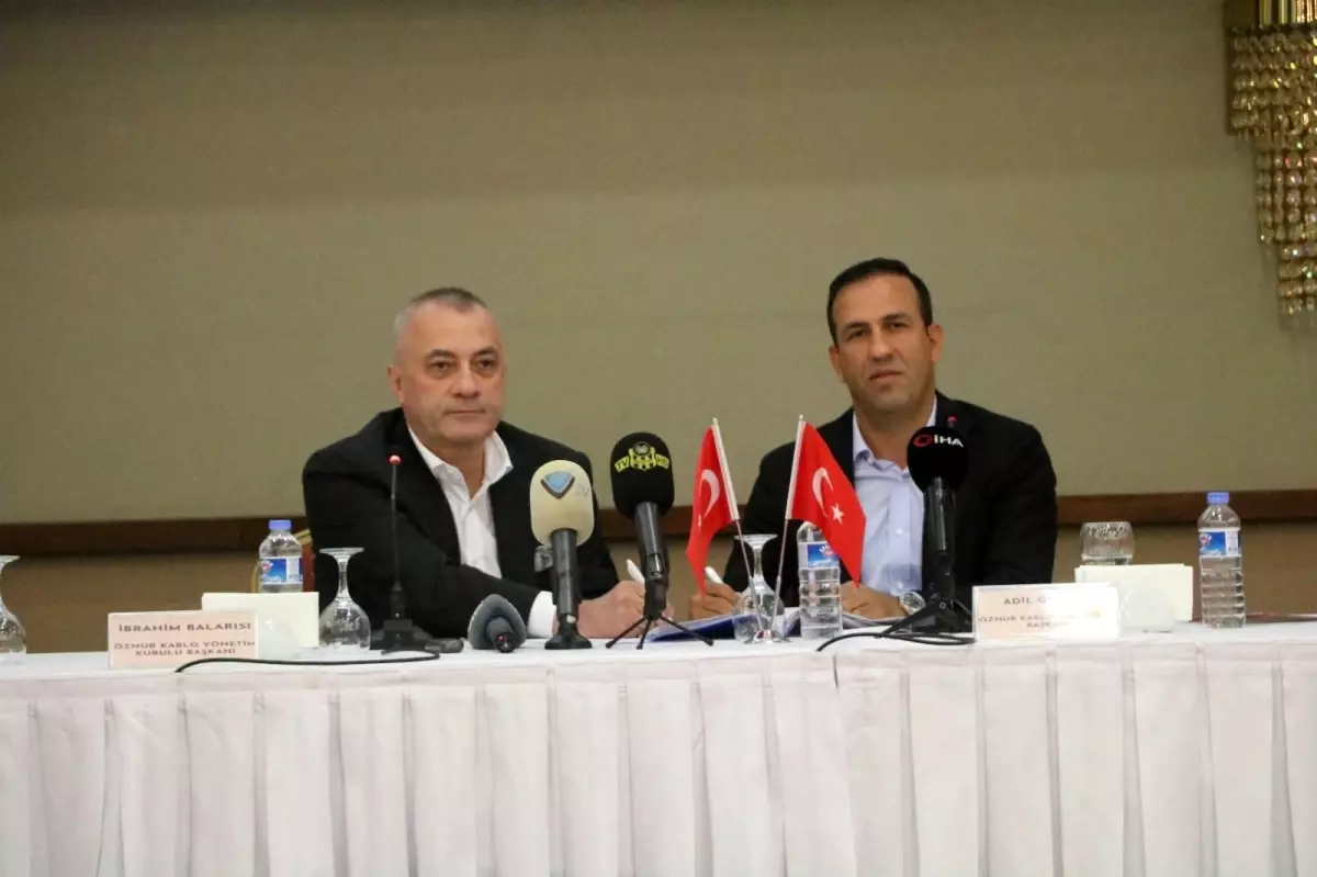 Yeni Malatyaspor'da isim sponsorluğu sözleşmesi imzalandı