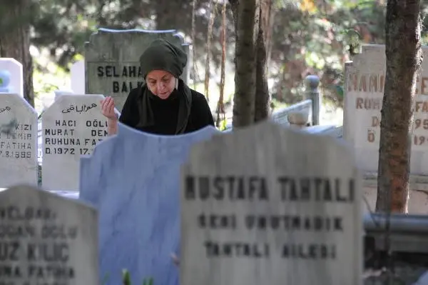 17 agustos depreminin yil donumunde hayatini 9 14336500 o