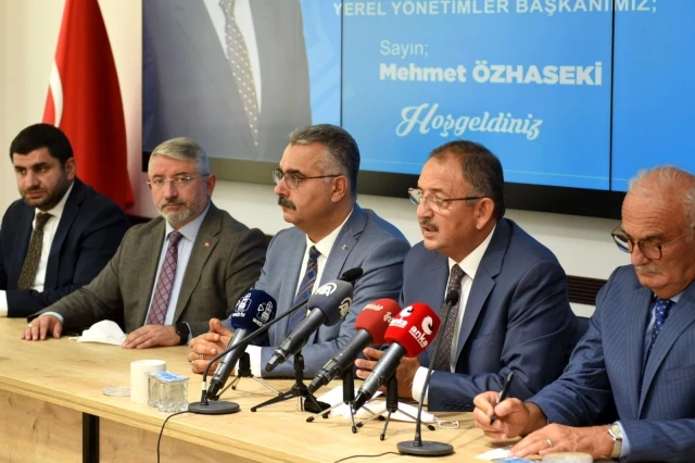 AK Parti Genel Lider Yardımcısı Özhaseki: "Mülteci sorunu probleminde çok şey söylenebilir, bizim için temel olan bunların yine ülkelerine...