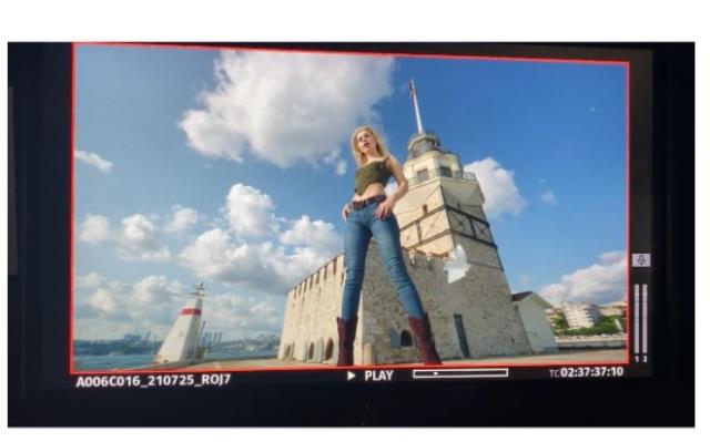 Aleyna Tilki, yeni şarkısının klibi için Kız Kulesi'nin çatısına çıktı