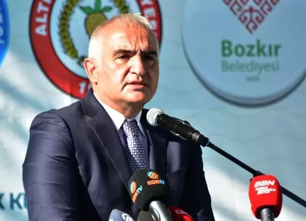 KONYA'DA BEŞ İLÇE HALK KÜTÜPHANESİNİN RESMİ AÇILIŞI YAPILDI