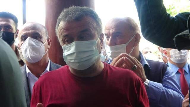 Cimilli İbo'nun cenaze töreninde tepki çeken görüntüler Cimilli İbo'nun cenaze töreninde tepki çeken görüntüler