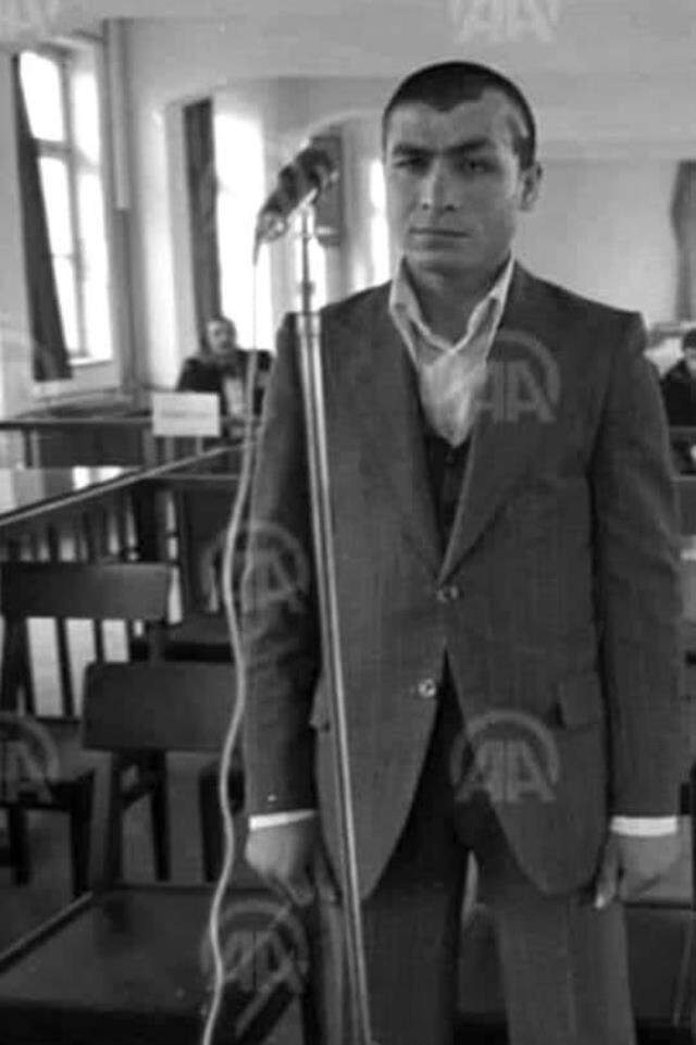 İsa Armağan kimdir?