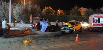 Son dakika haber: İzmir'de taksi ile otomobil çarpıştı: 1 ölü, 1 yaralı