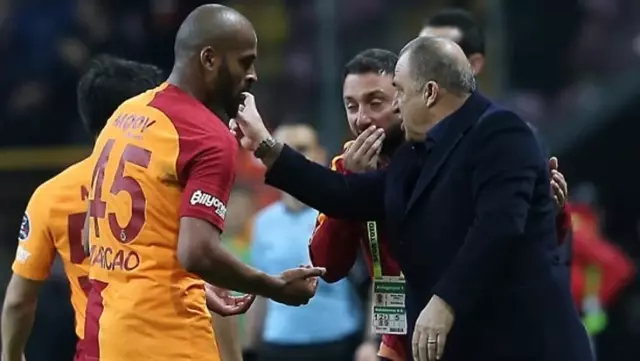 'Marcao'ya yaptırım uygulanacak mı?' sorusuna sinirlenen Terim, muhabire fena patladı: Kulağına söylenmiş bu herhalde senin 'Marcao'ya yaptırım uygulanacak mı?' sorusuna sinirlenen Terim, muhabire fena patladı: Kulağına söylenmiş bu herhalde senin