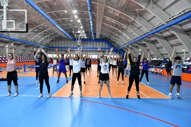 Milli eskrimciler yeni sezona Isparta'da hazırlanıyor