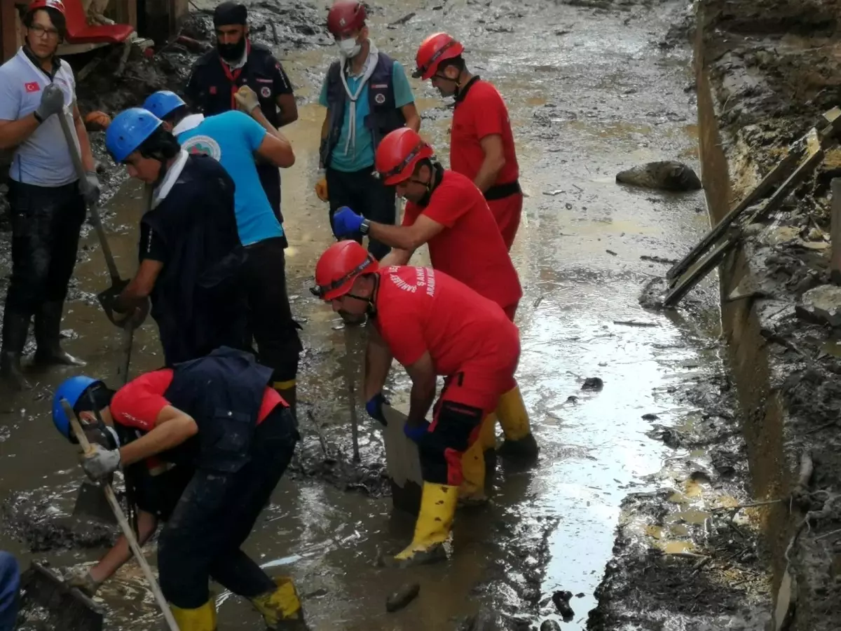 Son dakika! Şahinbey'den sel bölgesine destek devam ediyor
