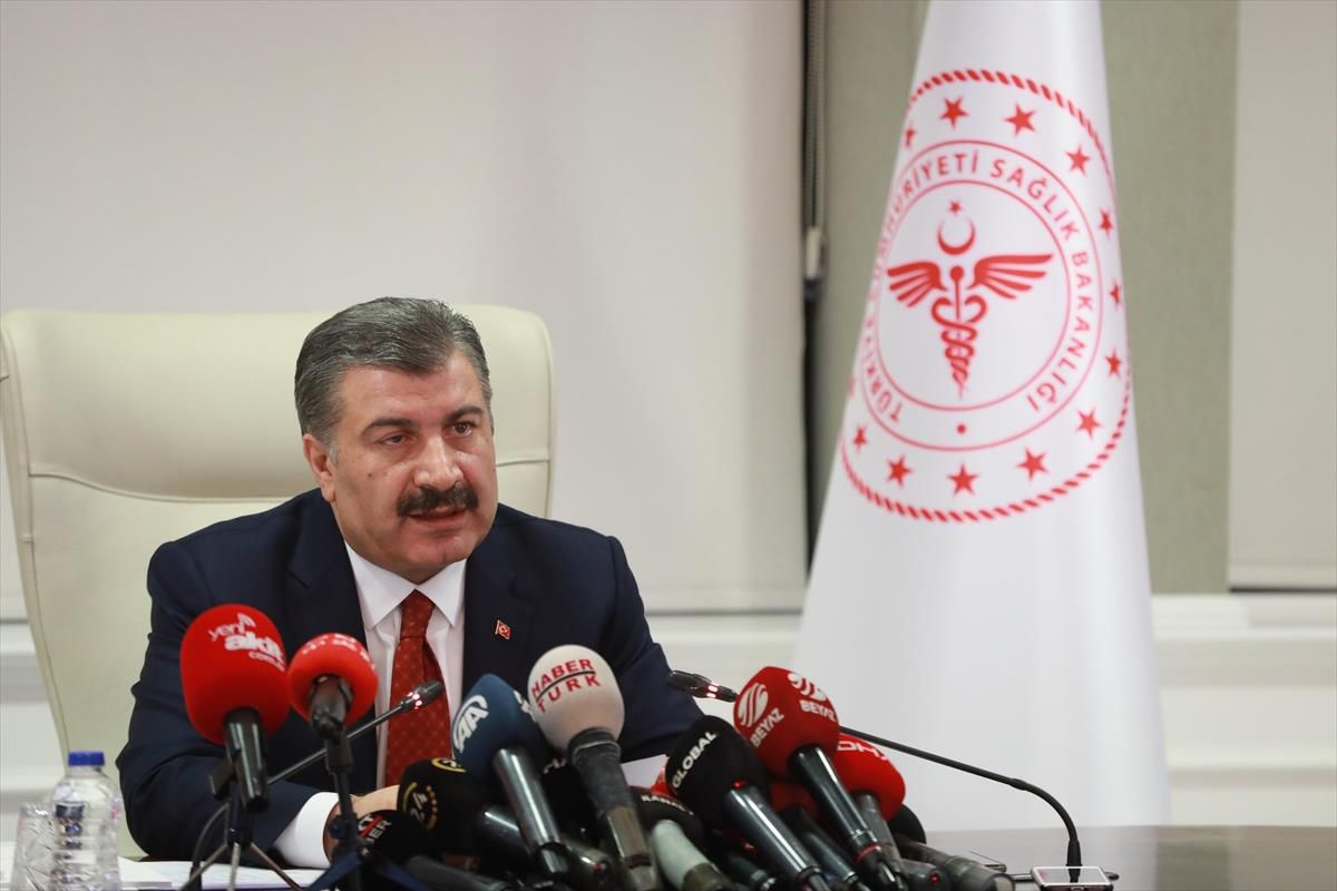 Son Dakika: Türkiye'de 17 Ağustos günü koronavirüs nedeniyle 183 kişi vefat etti, 21 bin 692 yeni vaka tespit edildi