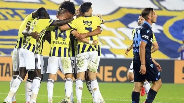 Fenerbahçe'nin alternatif forması görücüye çıktı! Taraftardan geçer not alamadı