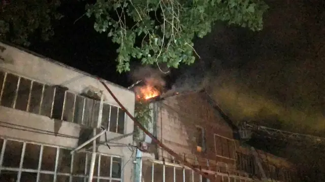 Kereste fabrikasında korkutan yangın