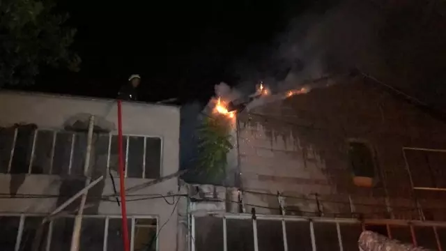 Kereste fabrikasında korkutan yangın