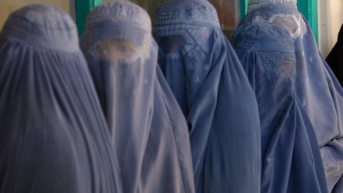 Kadınların Taliban'la ilgili anlattıkları kan dondurdu: Kıza birçok kez tecavüz edip aylar sonra hamile olarak getirdiler