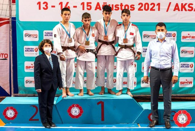 kagitsporlu judocular gelecek icin umut verdi 2 14338836 o