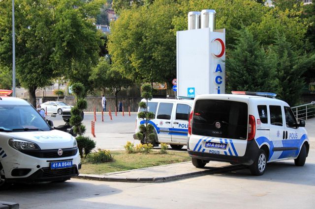 konusmaya geldiler yine kavga ettiler 1 yaral 5 14339882 o