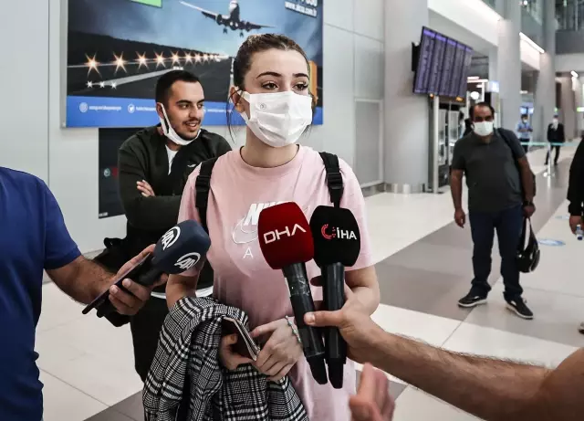 Afganistan'dan tahliye edilen Türk vatandaşları Kabil'de yaşadıklarını anlattı