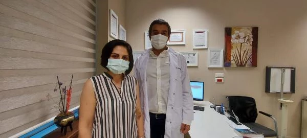 Doğum sonrası kalp damarı yırtılan genç bayan Türkiye'de sıhhatine kavuştu